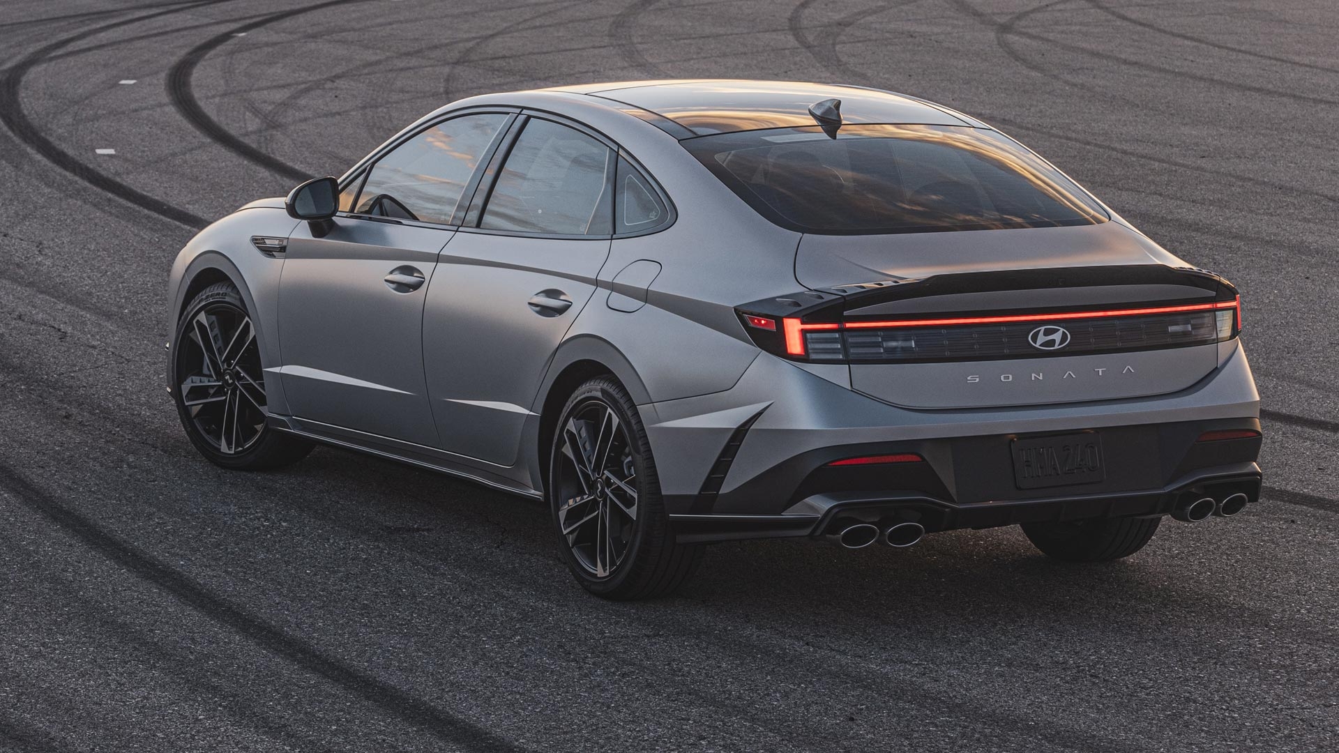 PRECOMMANDE-HYUNDAI-MAGOG-SONATA-2026_arriere